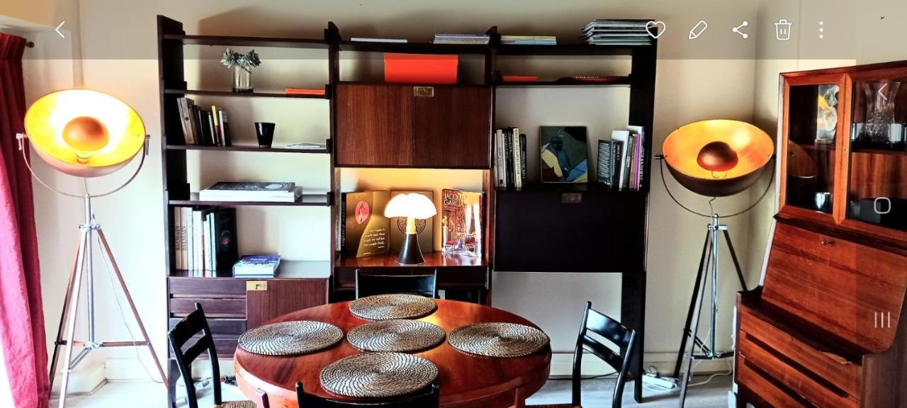 Emily In Appartement Paris
